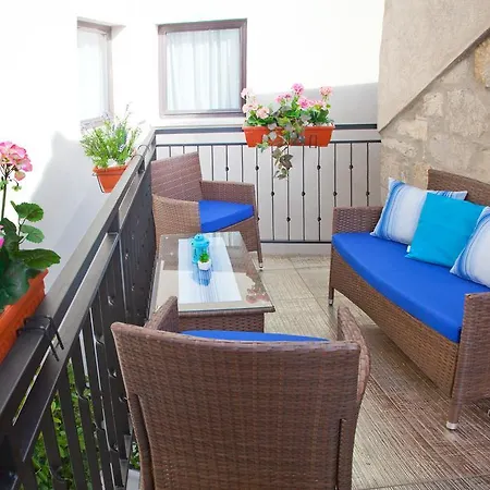 ゲストハウス トニ デザイン