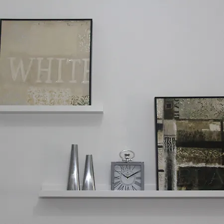 トニ デザイン スプリト