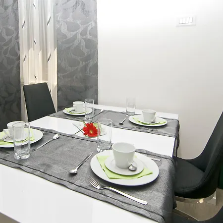 トニ デザイン 4*