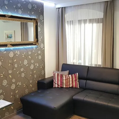 トニ デザイン 4* スプリト