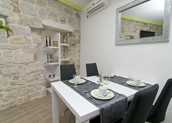 托尼别墅设计公寓 4* 斯普利特